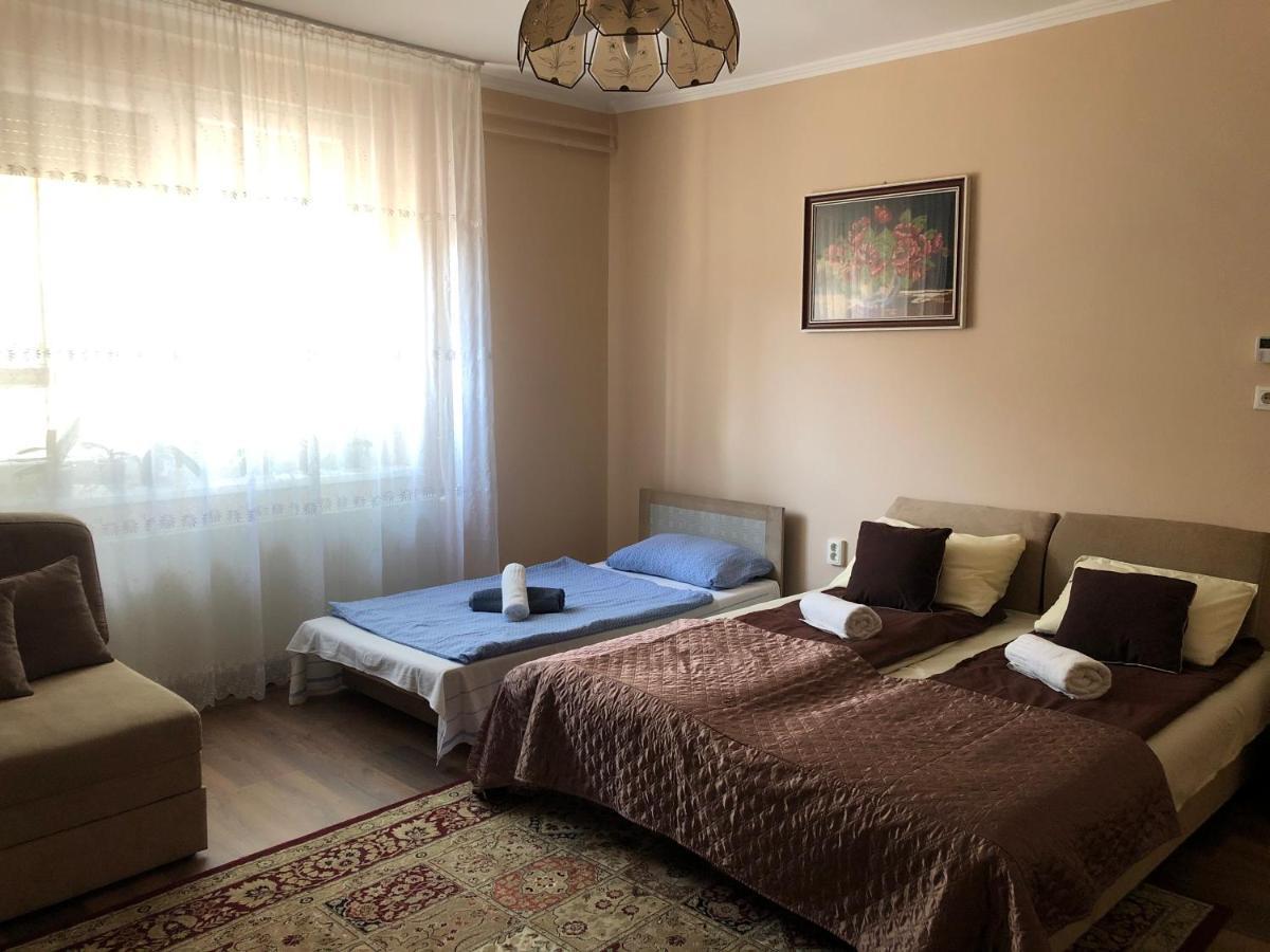 Renata Vendeghaz Hotel Eger Exterior foto
